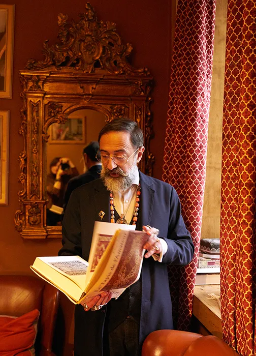 Dawit Turkestanishvili, właściciel restauracji Rusiko w Warszawie, portret podczas sesji zdjęciowej