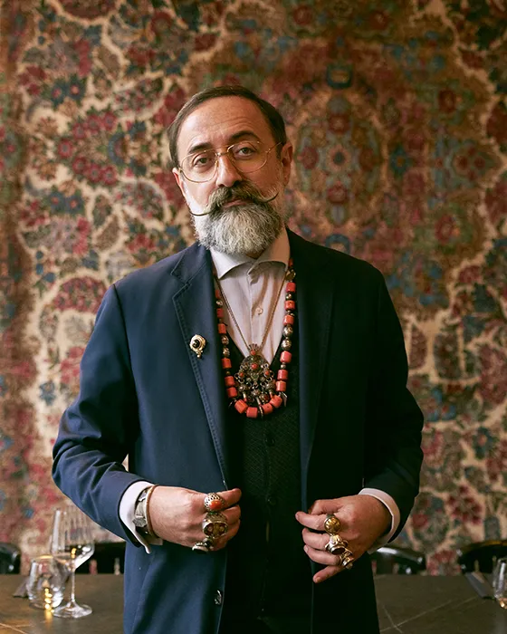 Dawit Turkestanishvili, właściciel restauracji Rusiko w Warszawie, portret podczas sesji zdjęciowej